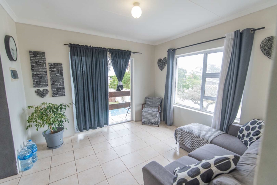 8 Bedroom Property for Sale in Summerstrand Eastern Cape